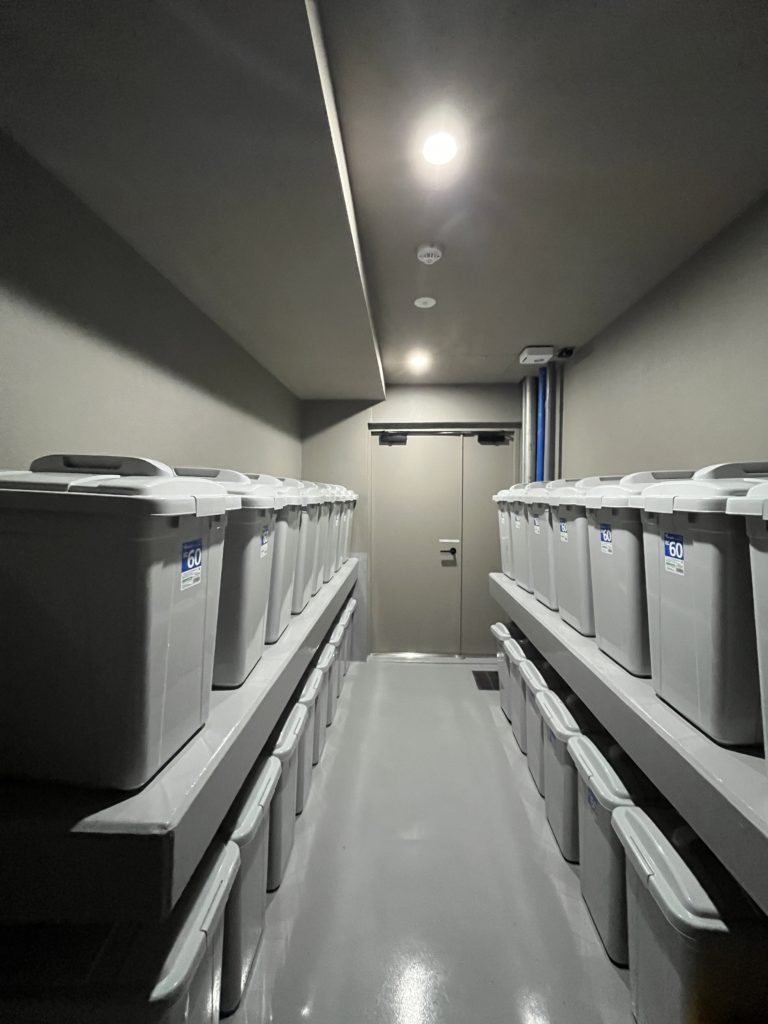 ゴミ捨て場の画像