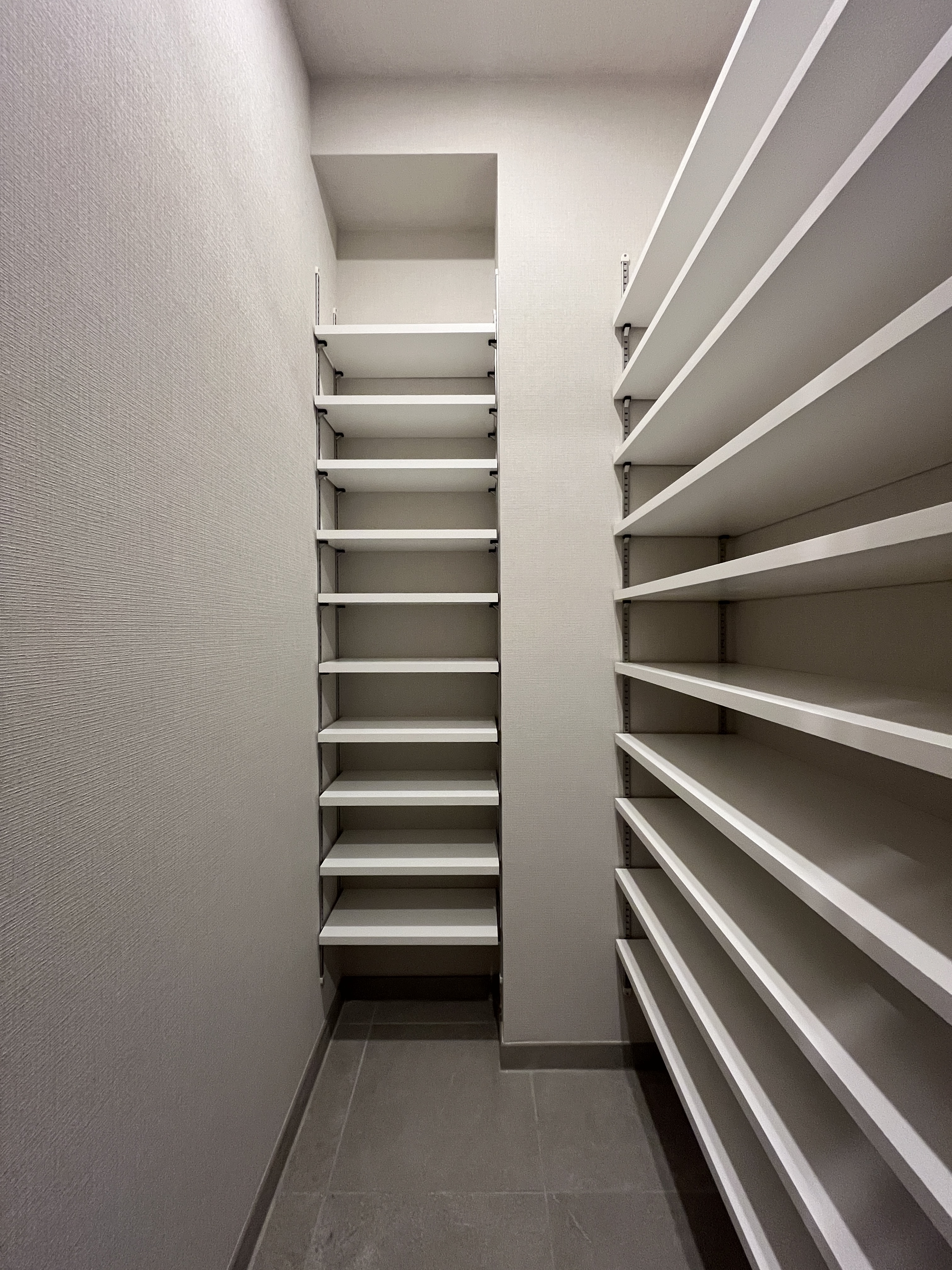 シューズクロークの画像