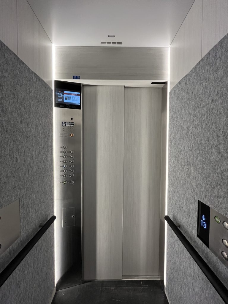 エレベーターの画像