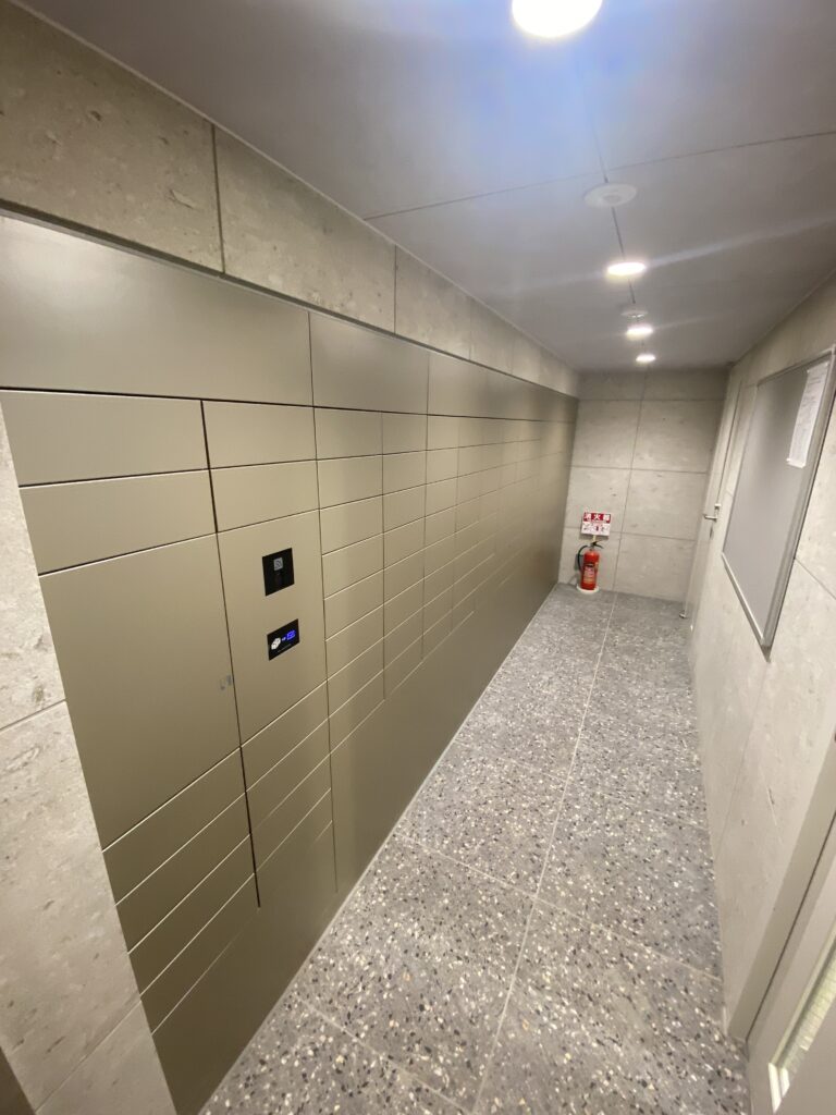 宅配ボックスの画像